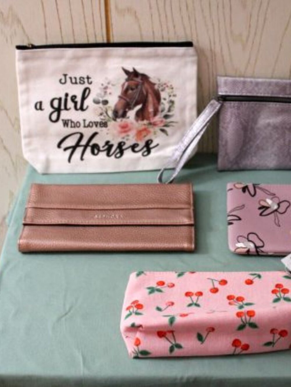 Mixed Lot 5 Cosmetic Bags - New